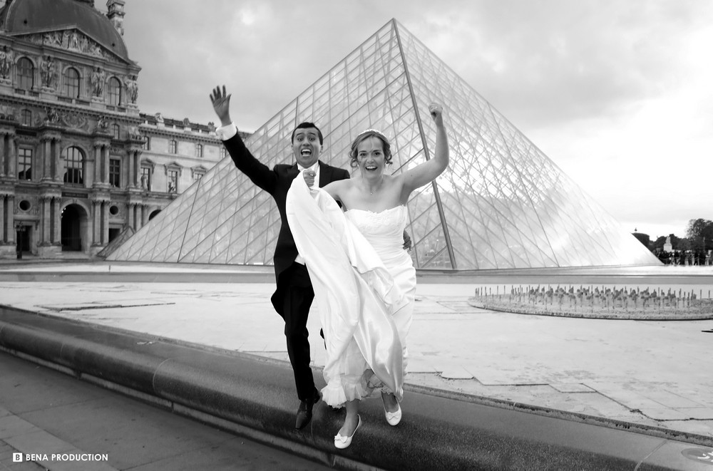 photographe demande en mariage paris Le Louvre
