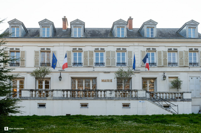 Séance photo mariage mairie de Bougival