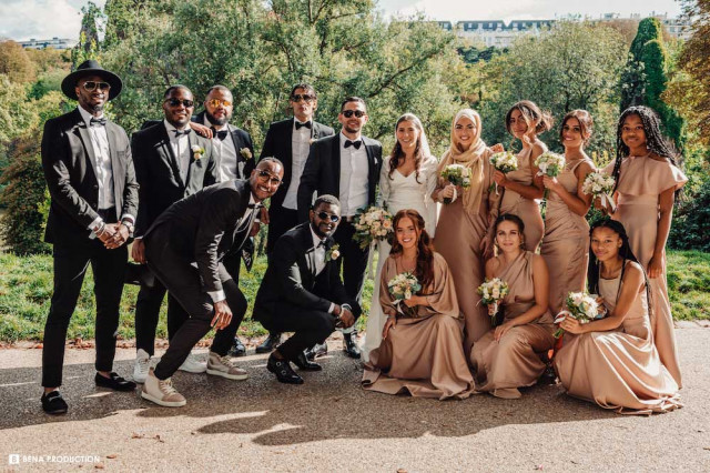 photo de famille le jour du mariage