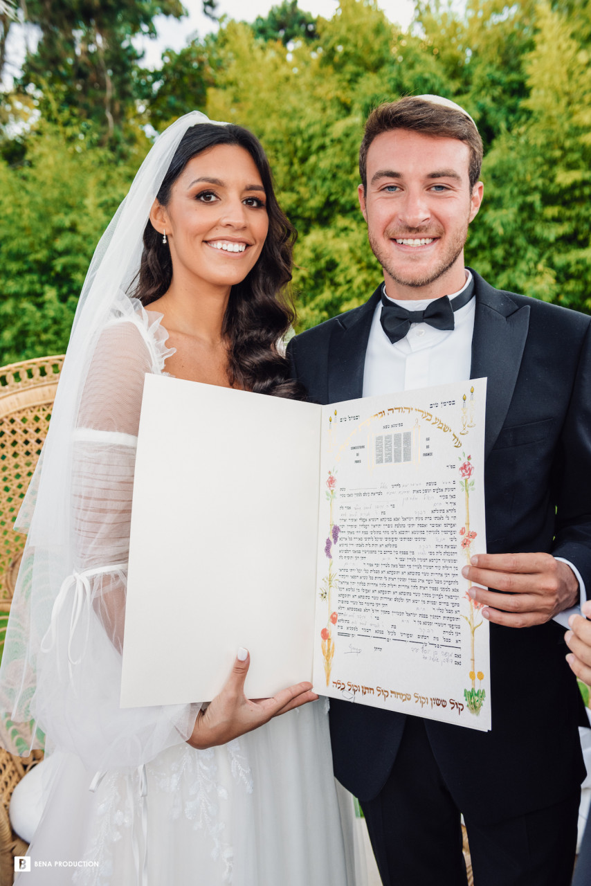 Feux de bengale pour l'entrée des mariés – Mariage en Vogue