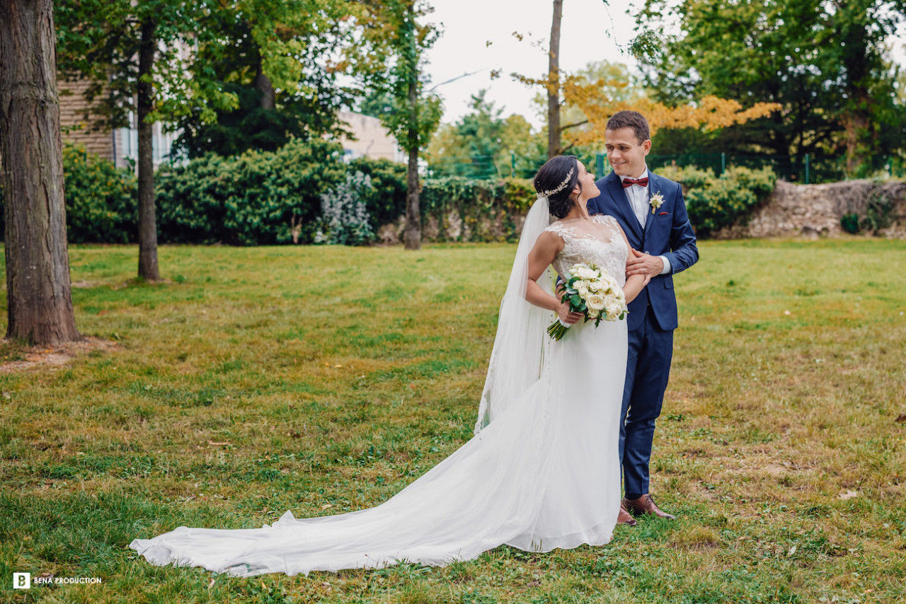 Le joyeux et émouvant mariage de Victoria et de Jean-Baptiste à Châtenay-Malabry et à Meudon-la-Forêt.